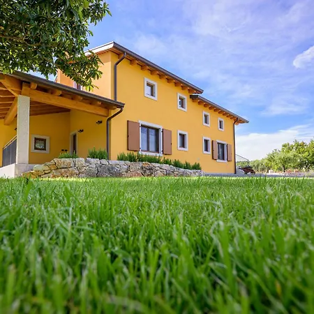 Agriturismo Rouna Holiday home