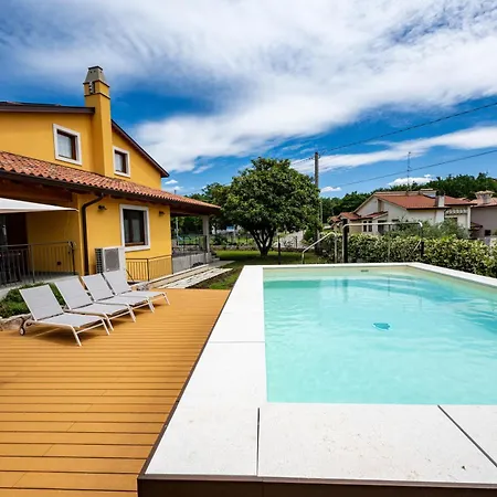 Rouna Casa vacanze *